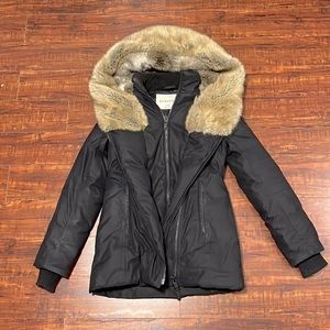 Babaton Aritzia Jacket